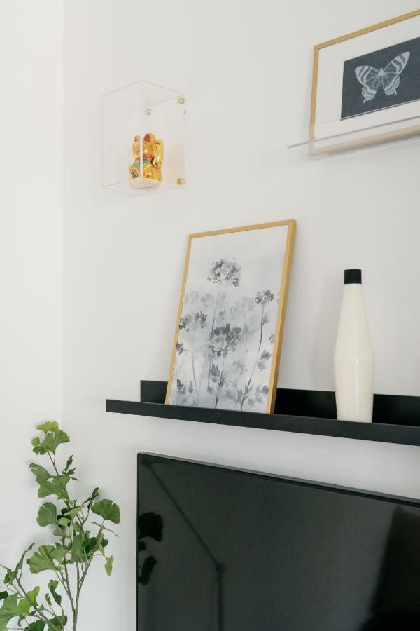Urban Loft - Loftaffair Leilighet Krasków Eksteriør bilde